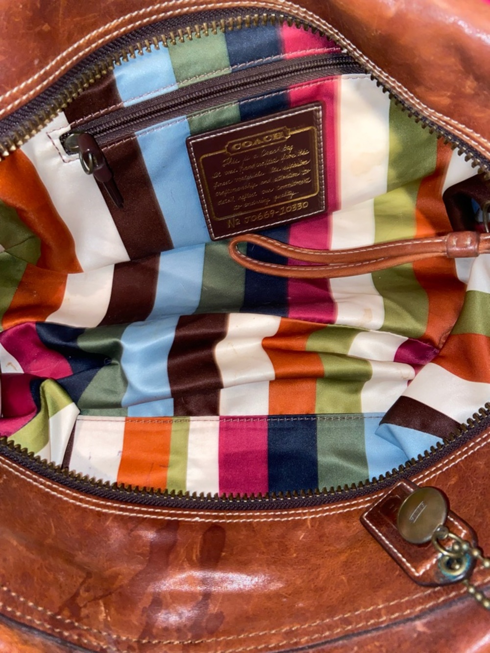 COACH LEGACY BAG LIMITED EDITION!! - Picture 3 of 7